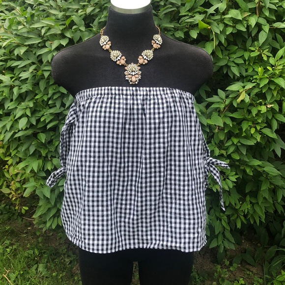 🎉HP🎉 ASOS gingham off the shoulder top NWT!! - Picture 4 of 7
